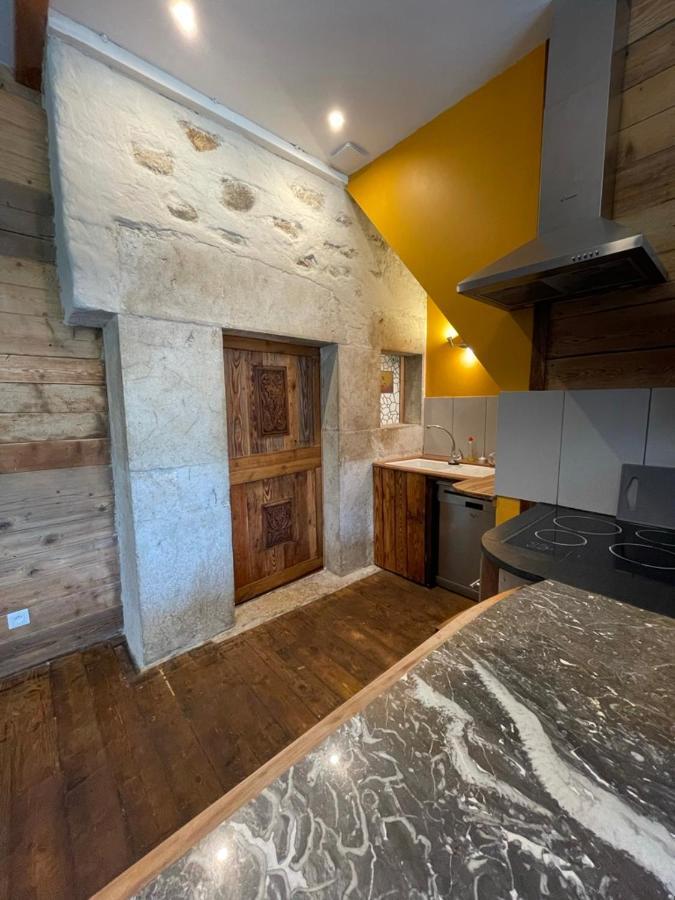Apartamento Le Refuge De Chaparon Lathuile Exterior foto