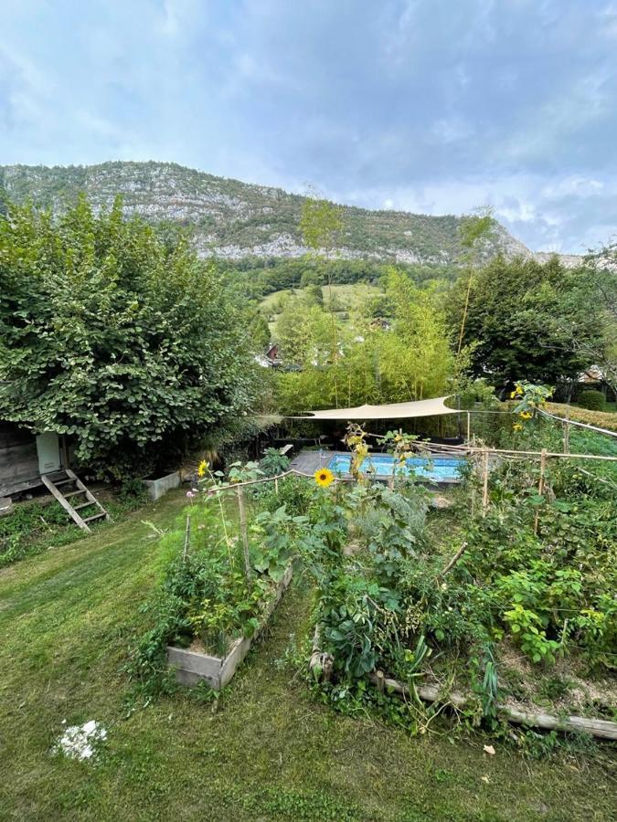 Apartamento Le Refuge De Chaparon Lathuile Exterior foto